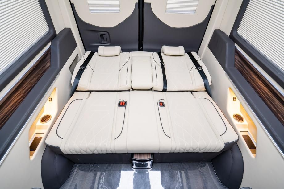 河南灵宝奔驰斯宾特(7座)多少钱