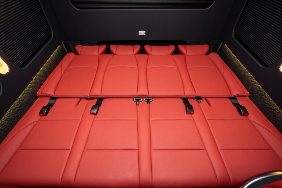 丰田考斯特12座豪华版配置现车报价多少钱 公司采购政策详询