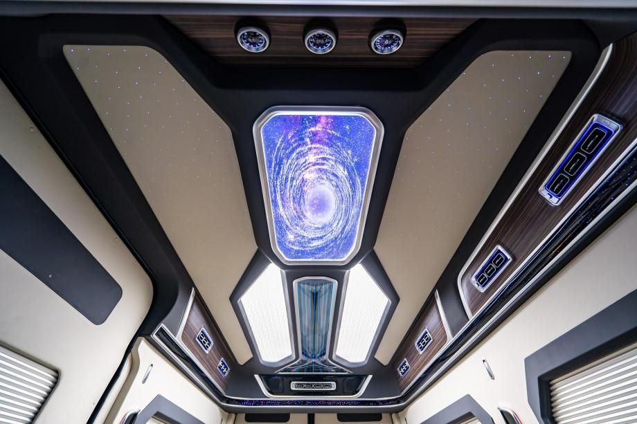 河南灵宝奔驰斯宾特(7座)多少钱