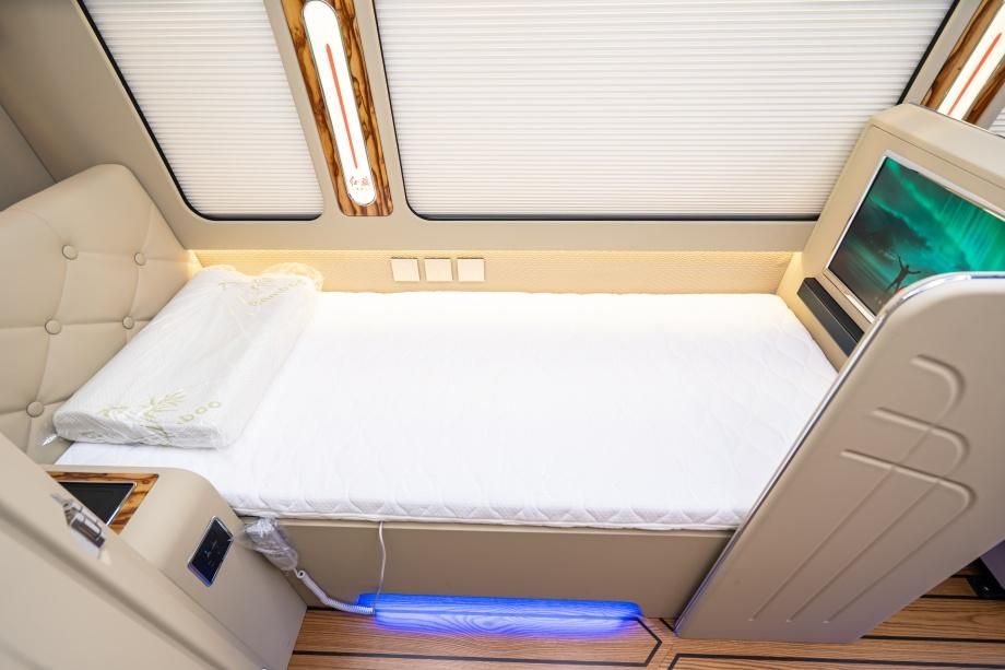 红旗国悦6座房车版带床带卫生间报价多少