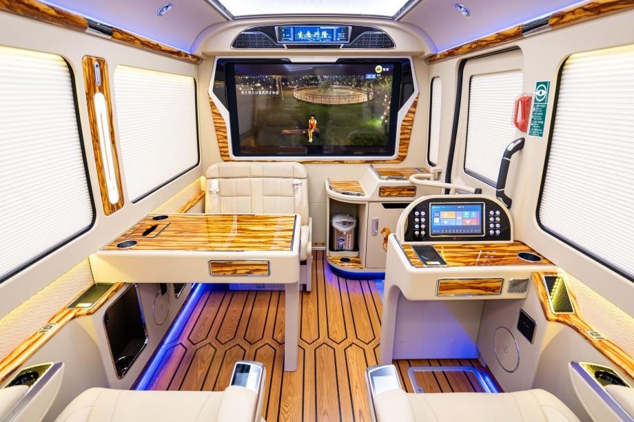 红旗国悦6座房车版带床带卫生间报价多少