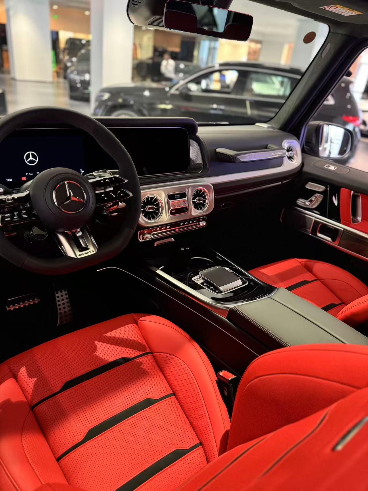 图腾新生 2025款奔驰AMG G63 硬派与豪华的巅峰进化