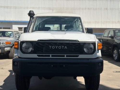 丰田25款酷路泽LC78 4.0自动汽油版 排量澎湃 配置豪华 金融灵活