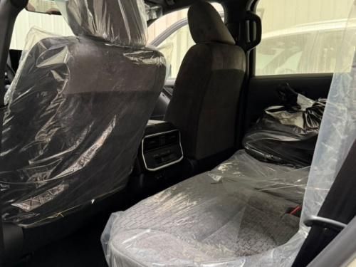 丰田酷路泽3500 25款GXR 3.5T澎湃动力 配置豪华 金融方案灵活