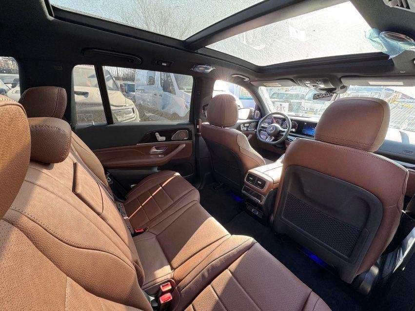 2025款奔驰GLS450 7座 AMG包 暗夜大柏林抬显电吸五区