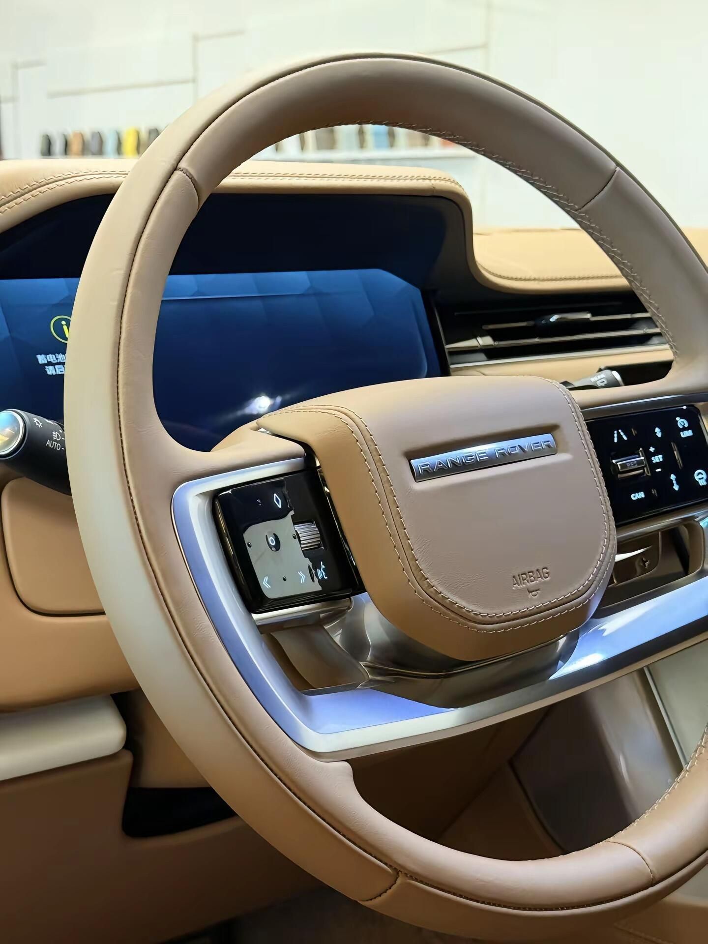 2025款路虎揽胜SV 以匠心定义豪华疆界