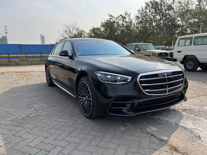 2024款奔驰S580 四驱 长轴 加版最新报价及配置简介