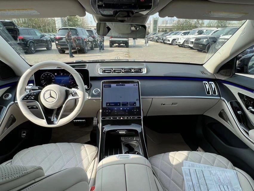 2024款奔驰S580 四驱 长轴 加版最新报价及配置简介