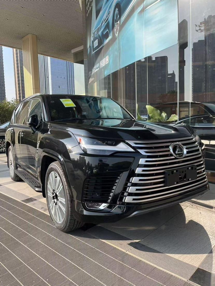 25款雷克薩斯LX700混合動力現車港口直銷不加價促銷全國