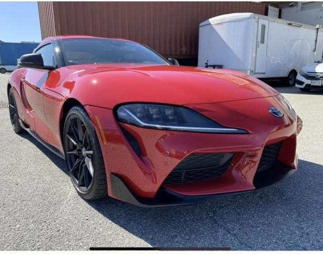 2024款GR Supra 3.0T 手動 擁有強烈的視覺沖擊力