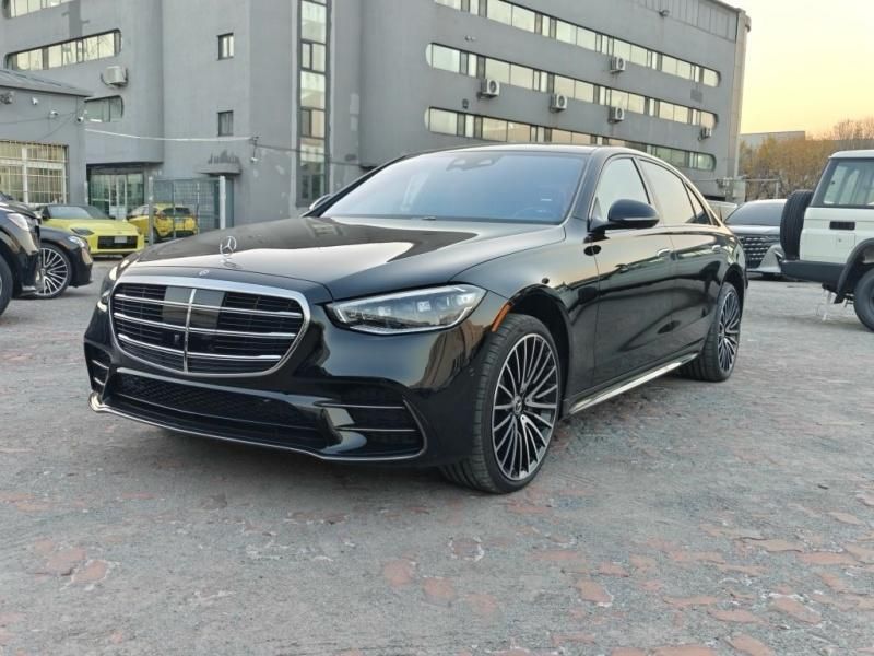 2026款奔驰S500 四驱 长轴 加版港口现车最新报价及配置