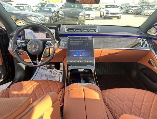 2026款奔驰S580 四驱 长轴 独家包 暗夜运动包AMG 顶峰包 