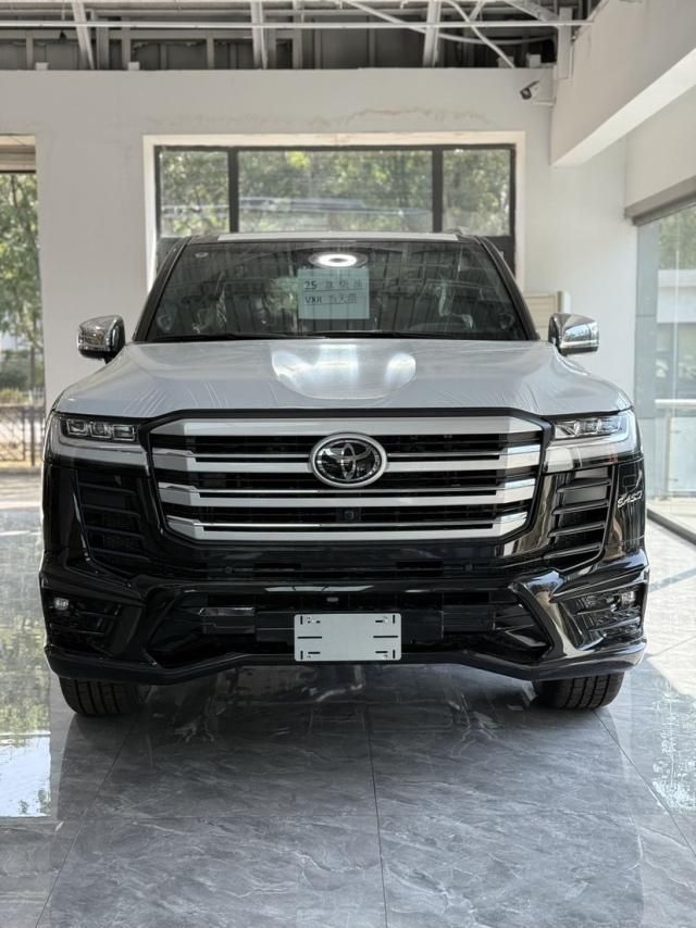 26款豐田蘭德酷路澤3300顛覆傳統(tǒng)精心打造每一處