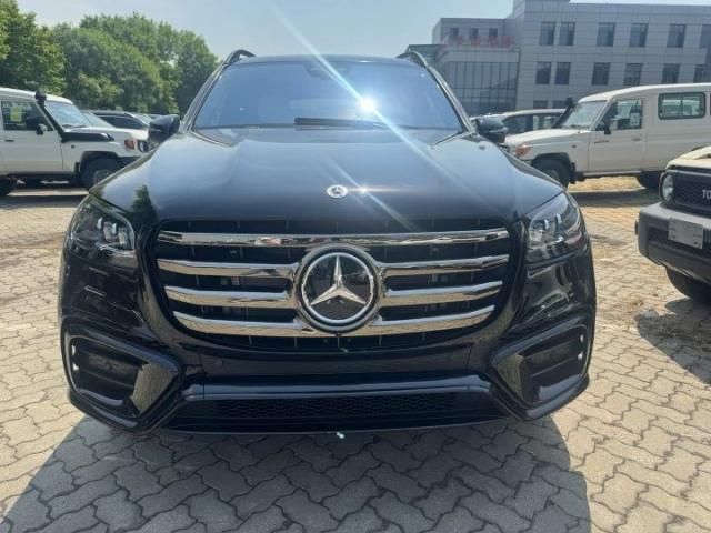 2025款奔驰GLS580 新车到店 落地价多少钱 参数<font color='red'>图解</font>