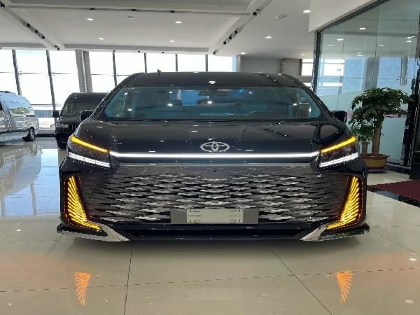 丰田海狮北京最大专卖店 新款海狮配置图片