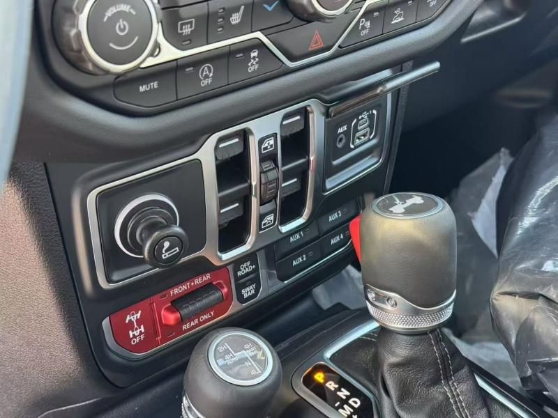 2025款牧马人罗宾汉X现车颜色齐全最新报价及图片