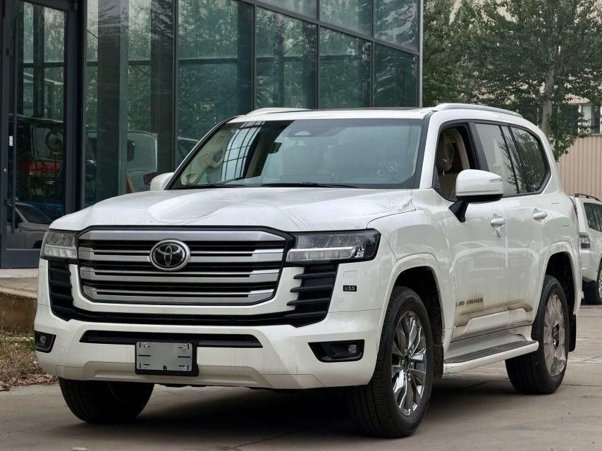 2025款蘭德酷路澤3500 GXR 20輪 JBL 前通風(fēng) 雷測 High科威特