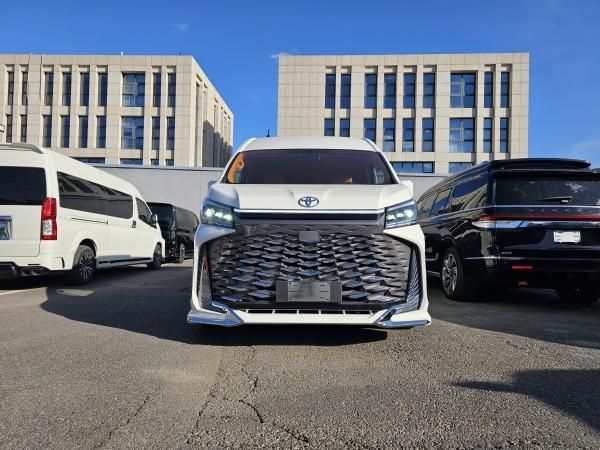 河北张家口丰田海狮凯萨皇冠版优惠后的价格