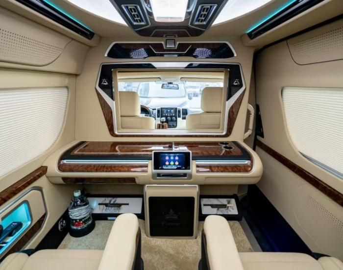 2025款凱薩皇冠豐田海獅多少錢?7座全隔斷豐田海獅江蘇蘇州