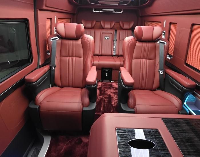 河北秦皇島凱薩皇冠進口豐田海獅多少錢 9 座蒙娜麗莎版最低價位