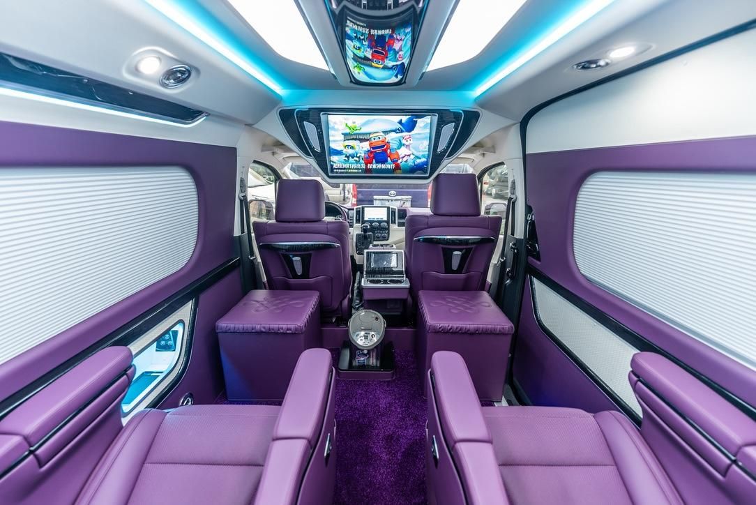 豐田海獅4S北京總店 米黑橙內飾 6座42萬起終身質保（42~85萬）