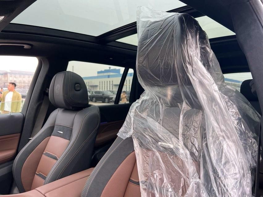 25款奔驰GLS63AMG 7座豪华SUV竟是性能猛兽 3.8秒破百