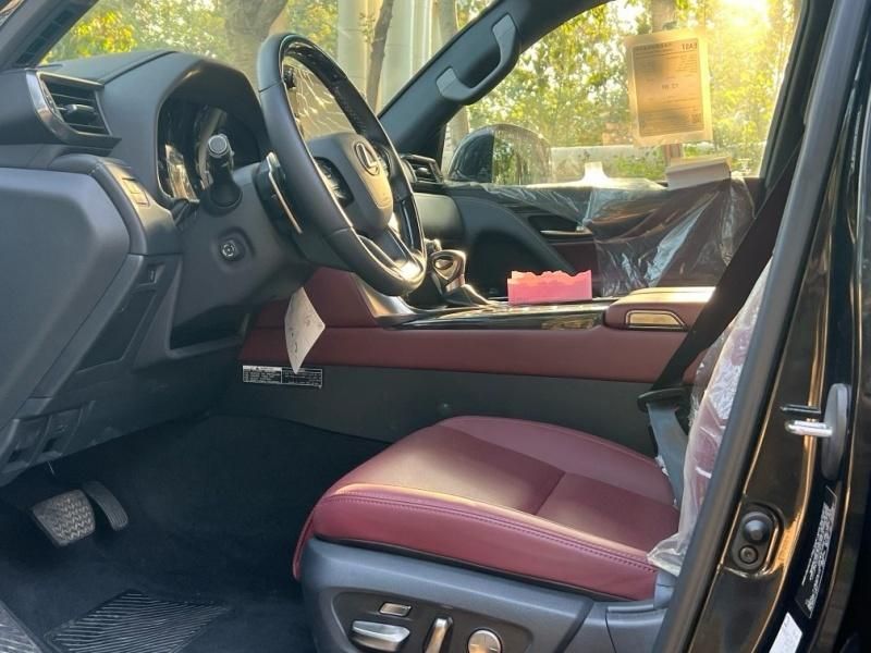 23款雷克萨斯LX500D柴油3.3TT天津现车最新报价 图片 配置