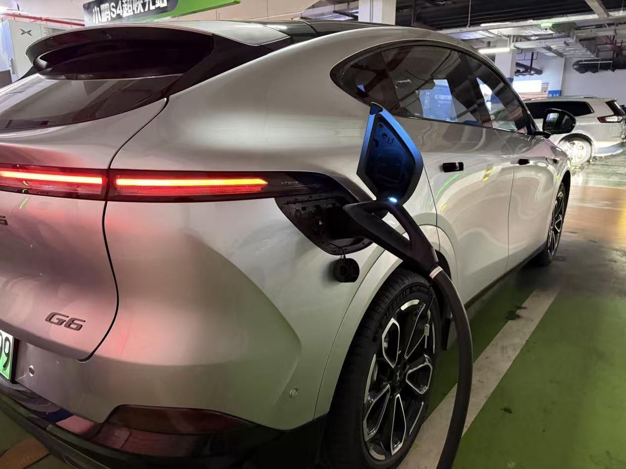 驾小鹏G6四天三充，体验小鹏5C超充服务