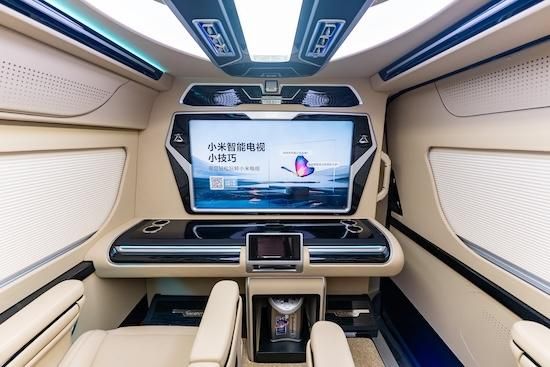 丰田海狮亚洲第一店 9座接待版  13911066072 （蓝牌C本）