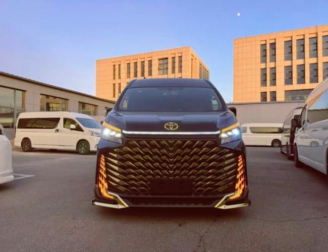 丰田海狮 6 座改装房车 带卫生间 现车立减 10 万