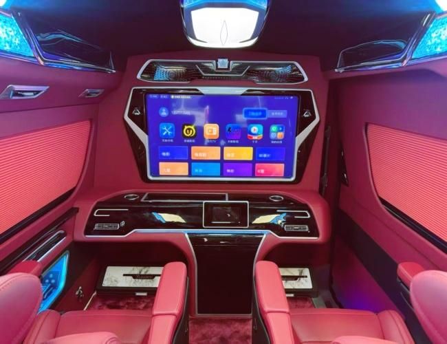 丰田海狮总店 7 座全隔断 星空顶茶台升降电视满配版