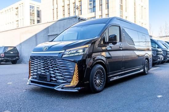 北京丰田海狮4S店限时促销 7座商务车直降7万赠保养