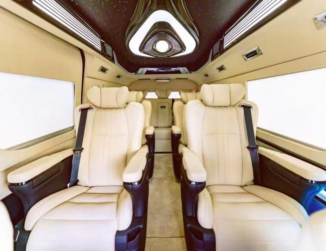 新款豐田海獅7座商務(wù)車(chē)的官方指導(dǎo)價(jià)是多少?