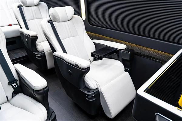 26年丰田考斯特12座价格报价