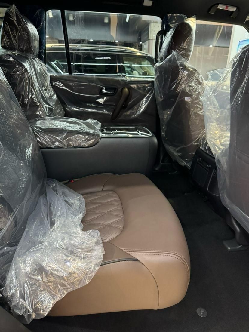 日产途乐阿曼达5.6 V8铂金版 实拍介绍