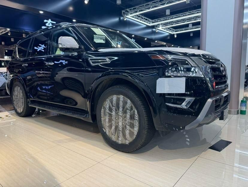 日产途乐阿曼达5.6 V8铂金版 实拍介绍