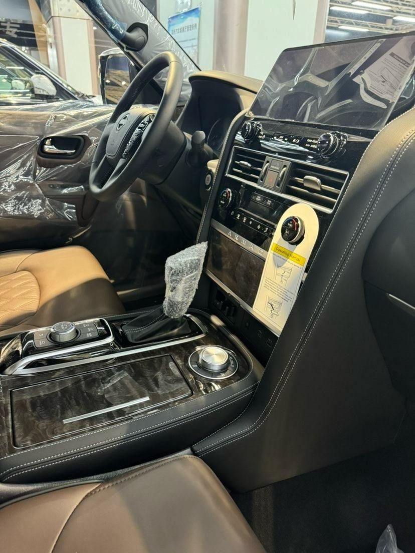 日产途乐阿曼达5.6 V8铂金版 实拍介绍