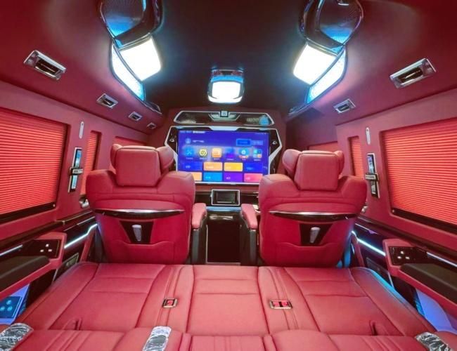 丰田考斯特专卖店优惠活动报价 丰田考斯特7座带卫生间指导价