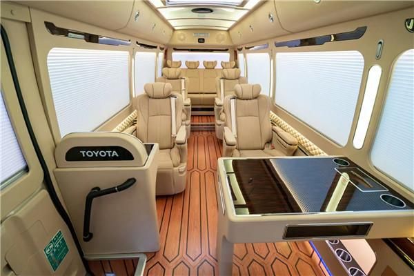 26年丰田考斯特4s店丰田考斯特嘉俊恒通总店