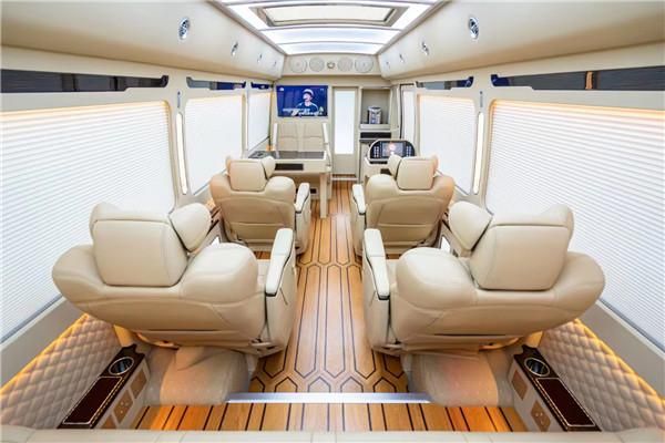 26年丰田考斯特4s店丰田考斯特嘉俊恒通总店