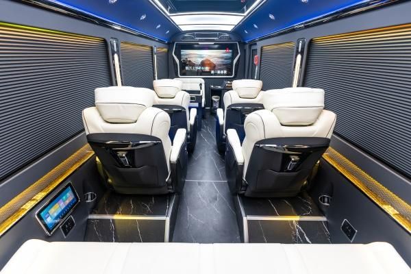 26年红旗国悦4s店 红旗国悦12座价格