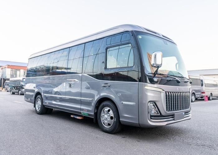 红旗国悦4S店现车促销 6 座房车卫生间版直降 7 万支持分期免息