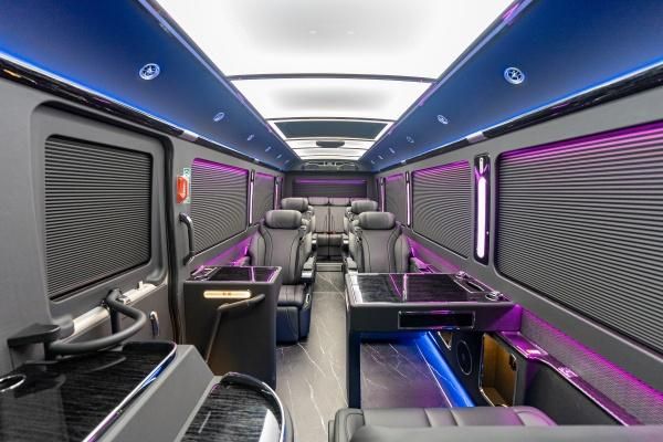 26年红旗国悦12座价格红旗国悦中国总代理(图5)