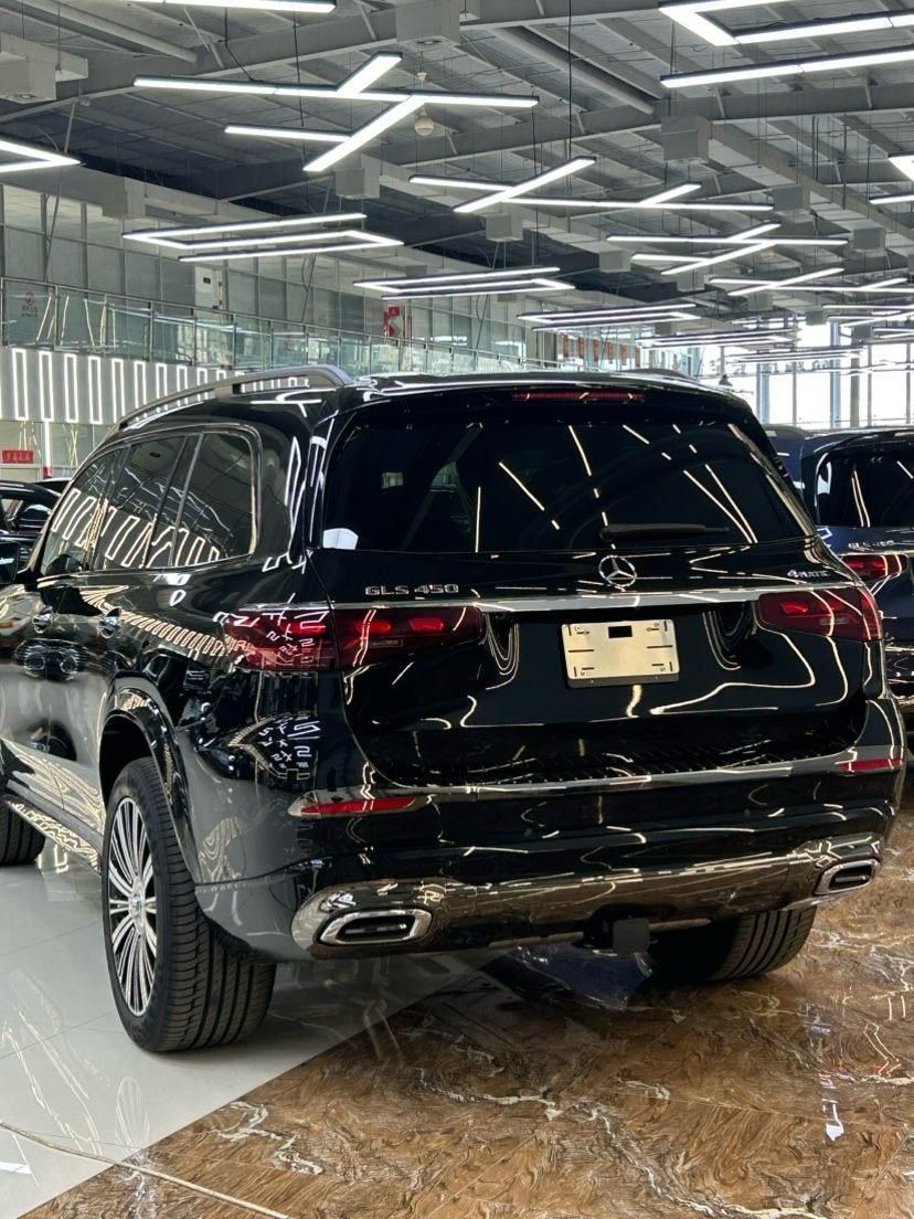 奔驰GLS450实拍2026款升级迈巴赫套件