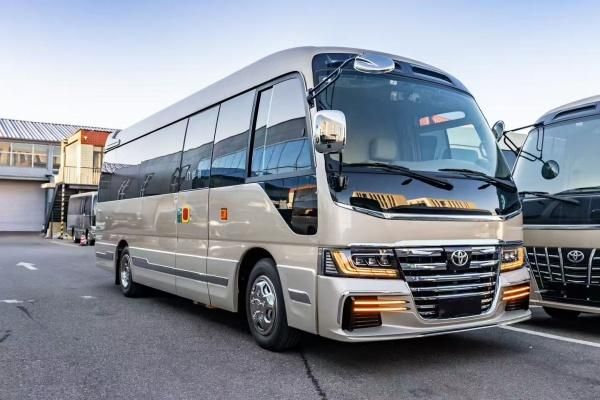 星空体育科技：26年丰田考斯特价格丰田考斯特授权4S店（一汽总店）(图1)