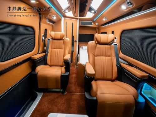 乐鱼：进口海狮6座多少钱中鼎腾达丰田海狮4s店位置(图3)