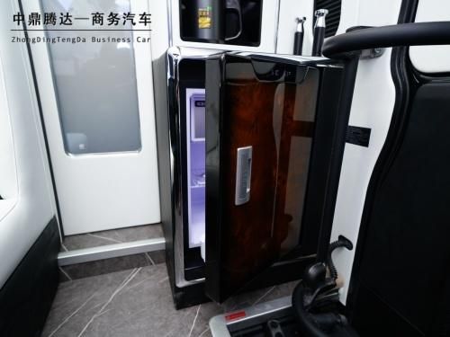 丰田考斯特12座多少钱 中鼎腾达考斯特改装专业工厂