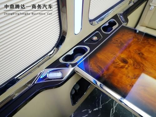 合规改装丰田考斯特工厂地址 中鼎腾达北京总店授权改装销售