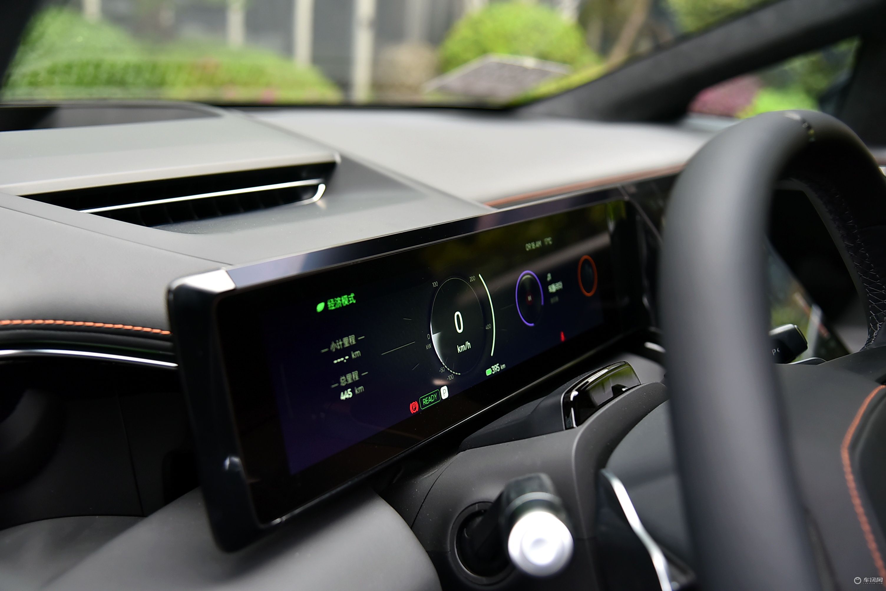 这块中国智能汽车“天花板”有点香