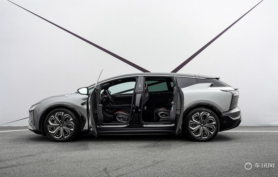 这块中国智能汽车“天花板”有点香